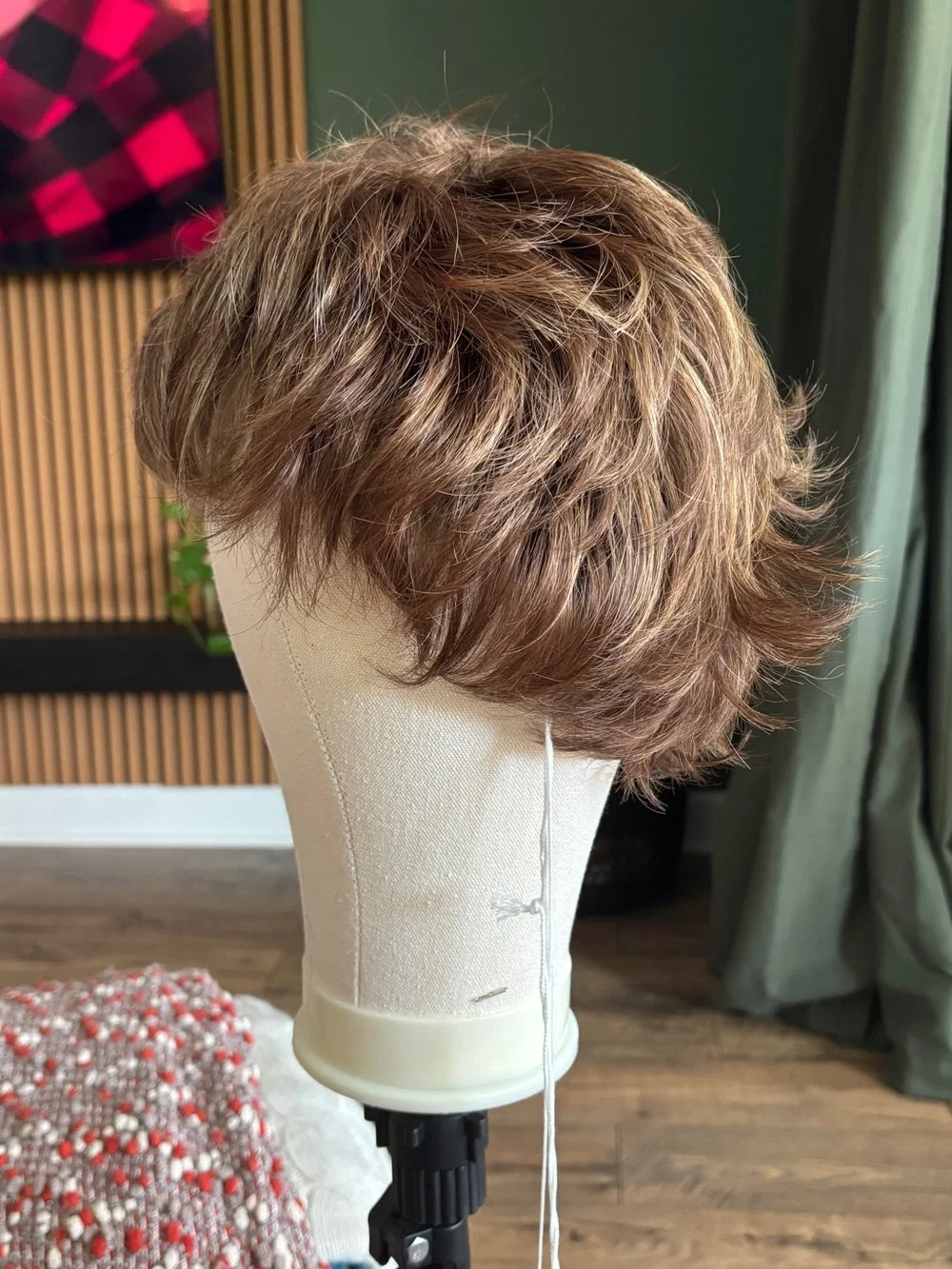 Noriko Mason in Almond Spice. Pixie wig.